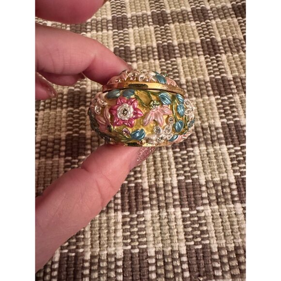 Joan Rivers Floral Pink Enamel Trinket Box Rhinestones Gold-Tone Victorian Style - Picture 7 of 10